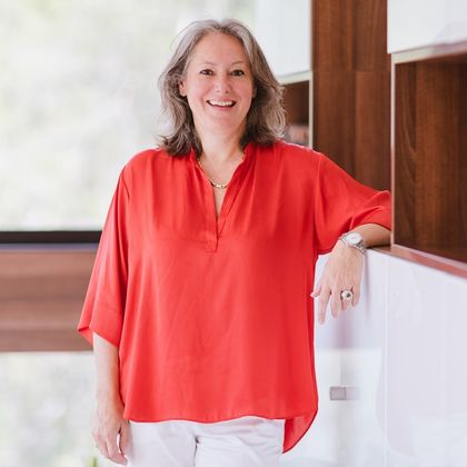 Alice Guilhon é coautora de artigo sobre aprendizagem e sua importância Alice Guilhon é coautora de artigo sobre aprendizagem e sua importância