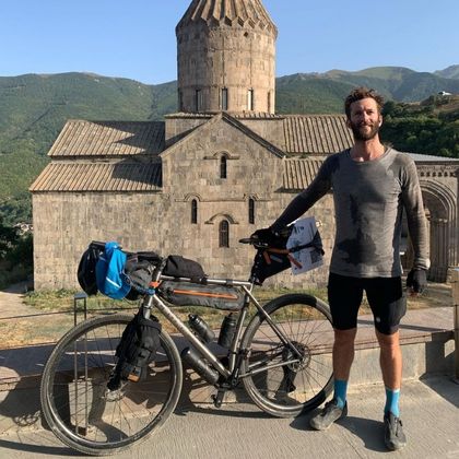 Alumni da SKEMA em uma jornada de bicicleta de 17.000 km para salvar corais Alumni da SKEMA em uma jornada de bicicleta de 17.000 km para salvar corais
