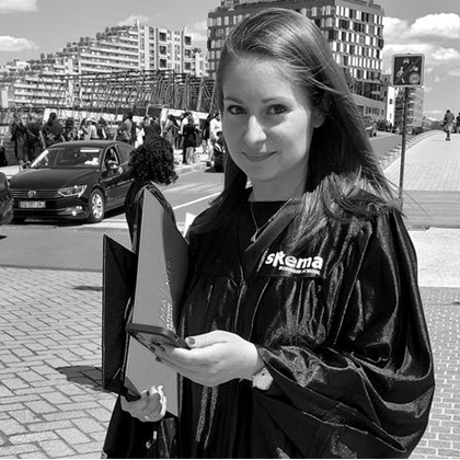 Anne-Julie Navarre (SKEMA 2018) : Area Manager chez Amazon Logistics Anne-Julie Navarre (SKEMA 2018) : Area Manager chez Amazon Logistics