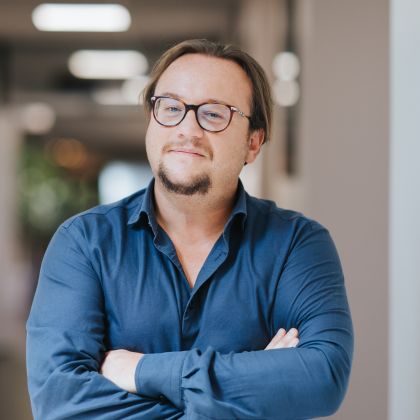 Davide La Torre coédite un livre sur l'Intelligence Artificielle chez Routledge Davide La Torre coédite un livre sur l'Intelligence Artificielle chez Routledge