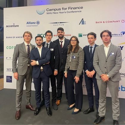 Les étudiants en finance à Coblence pour rencontrer le monde financier européen Les étudiants en finance à Coblence pour rencontrer le monde financier européen