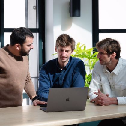 Hiboo : comment un diplômé de SKEMA décarbone l'Industrie grâce à la data Hiboo : comment un diplômé de SKEMA décarbone l'Industrie grâce à la data