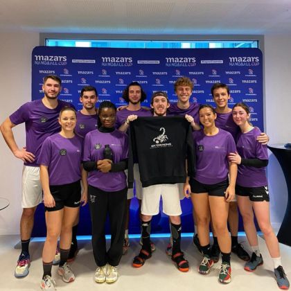 Les handballeurs de SKEMA remportent la Mazars Cup, première du nom face à une équipe d’HEC