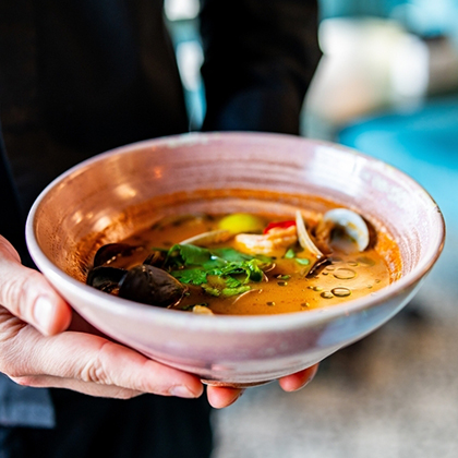 The Michelin Guide: the big effects of the little red book on restaurant behaviour The Michelin Guide: the big effects of the little red book on restaurant behaviour