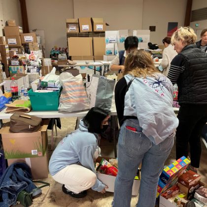 Campanha de apoio aos refugiados ucranianos continua em Sophia Antipolis Campanha de apoio aos refugiados ucranianos continua em Sophia Antipolis