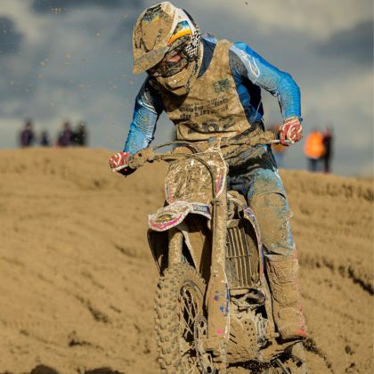 Balancing high-level sports and studies: The journey of Edouard Millecamps, a motocross racer Balancing high-level sports and studies: The journey of Edouard Millecamps, a motocross racer