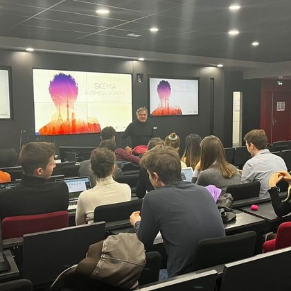 Les étudiants du Master International Strategy and Influence ont accueilli Axel Rückert Les étudiants du Master International Strategy and Influence ont accueilli Axel Rückert