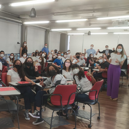 Alunos do Ensino Médio do Santo Agostinho visitam a SKEMA Brasil Alunos do Ensino Médio do Santo Agostinho visitam a SKEMA Brasil