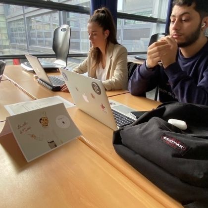 750 etudiants du PGE vont tenter de sauver une entreprise (fictive) 750 etudiants du PGE vont tenter de sauver une entreprise (fictive)