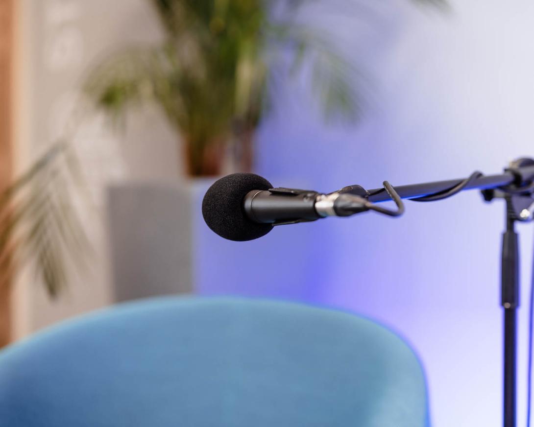 Header podcast micro